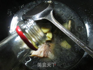 【宁波】酸菜鱼头汤的做法步骤：5