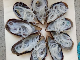 【天津】蒜蓉粉丝贻贝的做法步骤：12