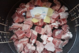 【天津】咖喱牛肉饭的做法步骤：2