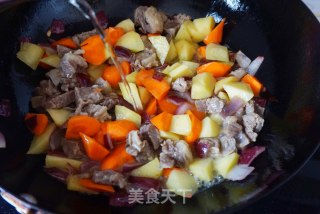 【天津】咖喱牛肉饭的做法步骤：8