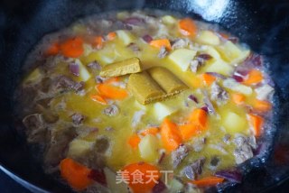 【天津】咖喱牛肉饭的做法步骤：9