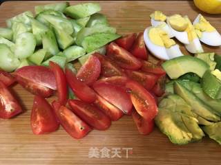 【广东】蔬菜水果沙拉的做法步骤：2