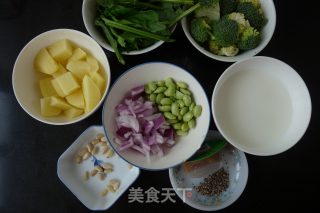 【广东】田园蔬菜浓汤的做法步骤：1
