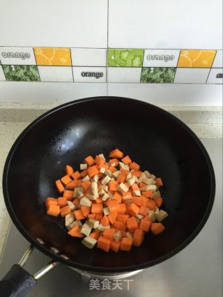 【常德】糖醋时蔬花生米的做法步骤：3