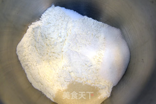 南瓜可可软欧面包   德普烘焙实验室的做法步骤：2