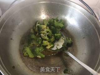 【东北】蒜香西兰花的做法步骤：5