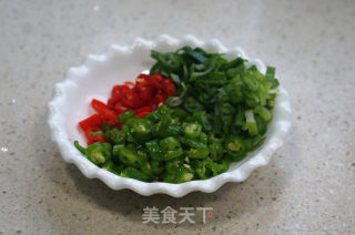 【常德】香辣鸡杂的做法步骤：2