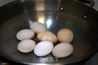 【常德】肉汁卤蛋的做法步骤：2