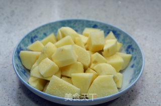 【义乌】香菇土豆焖鸡的做法步骤：3
