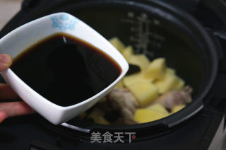 【义乌】香菇土豆焖鸡的做法步骤：9