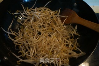 【北京】肉丝炒合菜的做法步骤：5