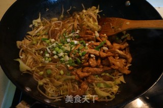 【北京】肉丝炒合菜的做法步骤：8
