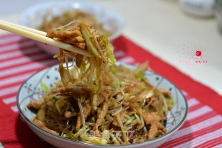 【北京】肉丝炒合菜的做法步骤：9