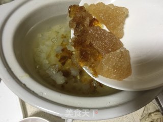 【广东】桃胶养颜清润羹的做法步骤：2