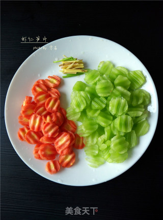 【四川】虾仁笋片的做法步骤：3