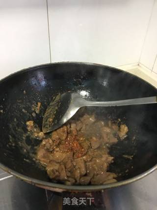 孜然羊肉的做法步骤：3