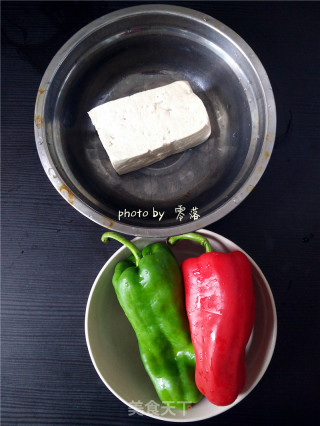 【四川】蚝油豆腐的做法步骤：1