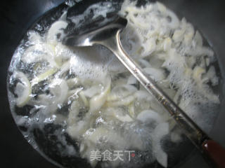 【宁波】韭菜芽炒雷笋的做法步骤：4