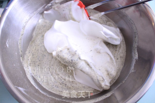 芝麻蛋糕卷的做法步骤：5