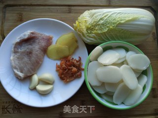【浙江】娃娃菜年糕汤的做法步骤：1