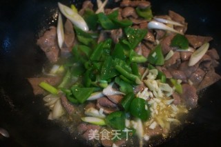 【北京】青椒炒猪肝的做法步骤：8