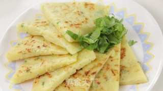 葱香土豆丝蛋饼的做法步骤：6