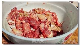 菌香椒鸡的做法步骤：4