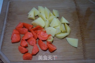 西红柿牛腩炖土豆的做法步骤：4