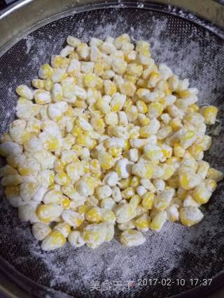 拔丝玉米的做法步骤：2