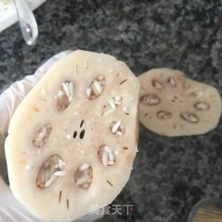 糖桂花糯米藕的做法步骤：2