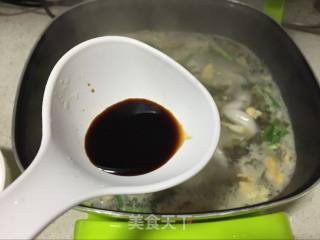 酸菜鸡蛋汤年糕的做法步骤：8