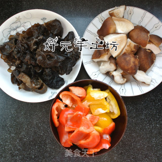 水撕面简单做的做法步骤：2