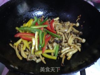 辣炒双菇的做法步骤：9