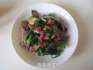 猪肝炒菠菜的做法步骤：8