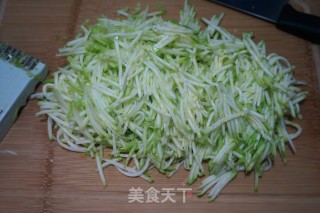 西葫芦千层肉饼的做法步骤：7