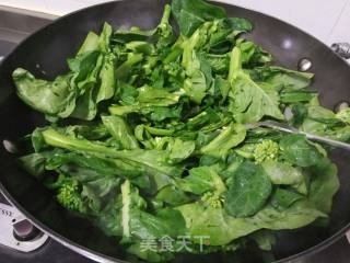 (广东) 广式腊肉炒芥兰的做法步骤：5