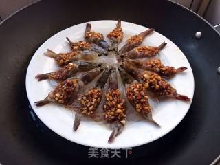 花开富贵虾的做法步骤：3