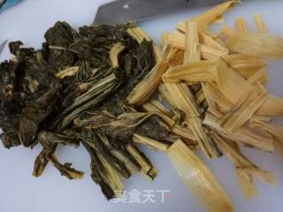 (广东) 龙骨菜干汤的做法步骤：4