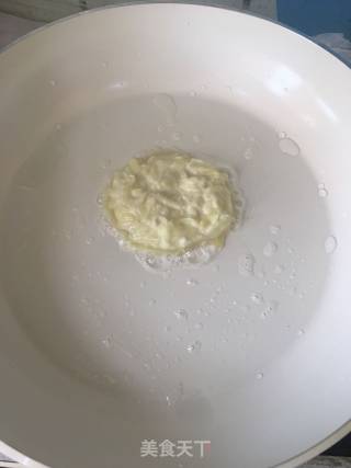 土豆饼的做法步骤：2