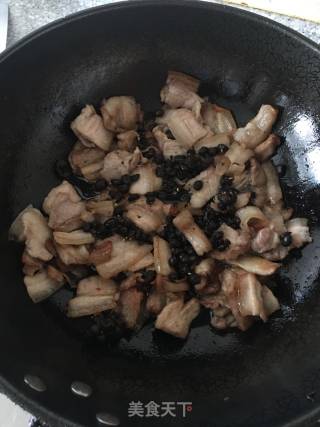 线椒回锅肉的做法步骤：5