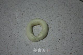 海苔肉松火腿肠小面包的做法步骤：8