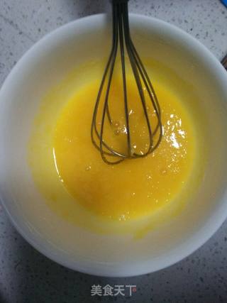 六寸奶茶戚风的做法步骤：11