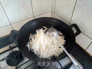 鲜虾萝卜丝——节后清仓又清火的做法步骤：6