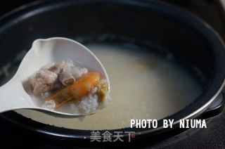 鲍鱼排骨粥的做法步骤：7