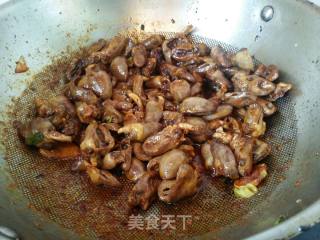 炒鸡心的做法步骤：6