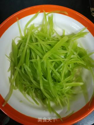 上海
糖醋莴笋丝的做法步骤：3