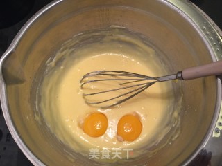 FLUFF焦糖味棉花糖戚风蛋糕的做法步骤：3