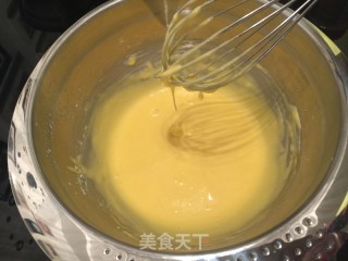 FLUFF焦糖味棉花糖戚风蛋糕的做法步骤：4
