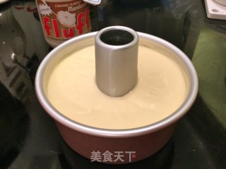 FLUFF焦糖味棉花糖戚风蛋糕的做法步骤：9