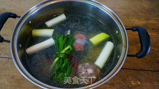 香辣卤猪蹄之卤水制作的做法步骤：10